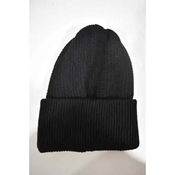 Chanel 22A Cashmere Black Gold Sequin CC Logo Beanie Winter Hat Cap Cloche - Picture 9 of 12